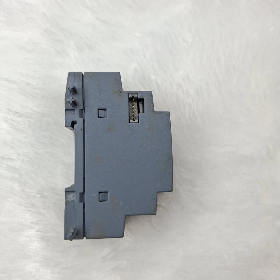 SIEMENS 6ED1055-1MB00-0BA2 DM8 12/24R 12/24VDC EXPANSION MODULE